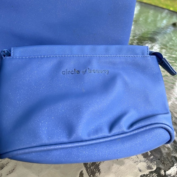 NWT- Vintage 90’s -Circle of Beauty-Blue Tote and Pouch Set - Picture 5 of 9